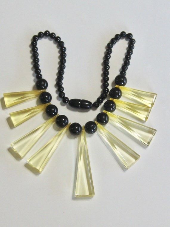 Vintage Fiocchi Art Deco Bakelite Necklace - Cleo… - image 5