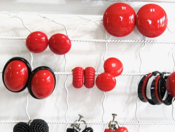 RACY RETRO - Vintage Red and Black Earring Collec… - image 3