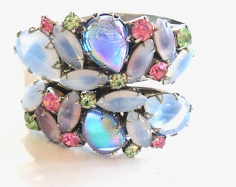 Pulsera vintage "SPRINGY" de Pascua Pastel Rhinestone con bisagras - D&E Juliana 1960's - Piedras especiales - Givre BiColor Moonstone