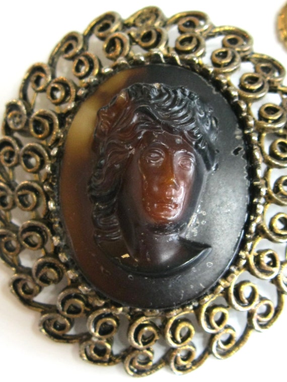 HOPELESS ROMANTIC  - Vintage Mixed Cameo Jewelry … - image 8