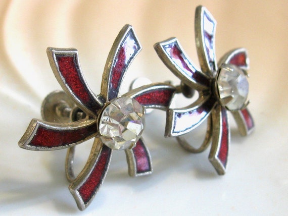 Vintage Enameled Pin Wheel Earrings - Screw On Ba… - image 6