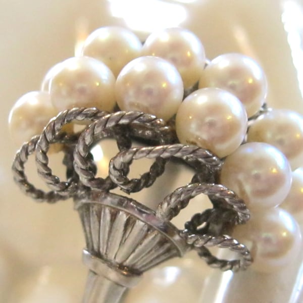 Mikimoto Vintage Japanese High End Luxury Pearl Ring , Fan Ring, Bombe Ring, 925 Sterling SilverRing, 1930's 1940's Timeless Elegance