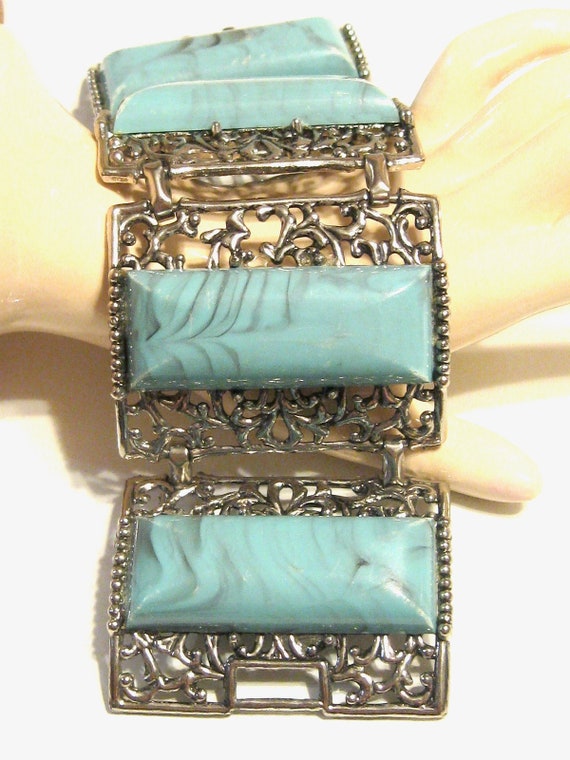 Wide Vintage Filigree Panel Bracelet - Shiny Silve