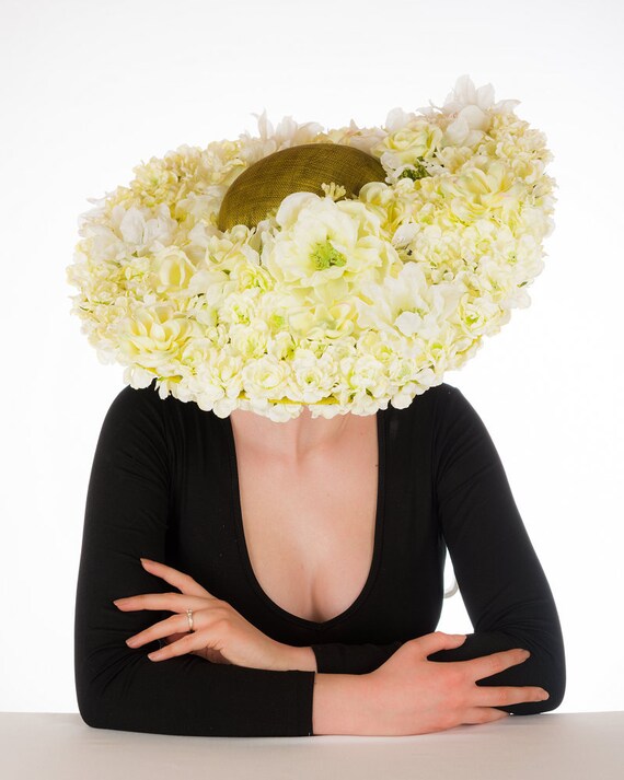 Iris - Floral Sage and Cream Hat - Etsy display picture 2