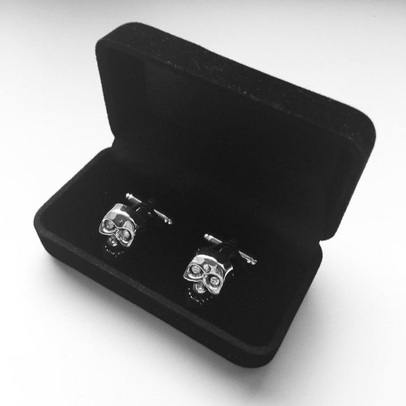 Swarovski skull cufflinks outlet