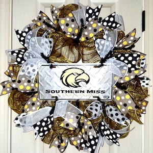 USM wreath, USM Golden Eagles Wreath, Univ of South Miss wreath, Collegiate wreath, mesh wreath, Team Spirit wreath, football wreath