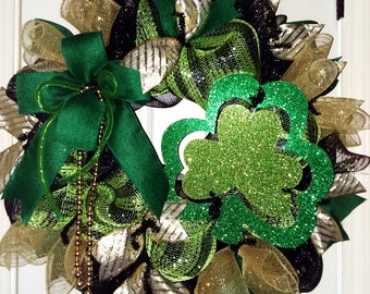 St. Patrick's Day Wreath, Shamrock wreath, Luck of the Irish wreath, Saint Patrick wreath, St. Patrick door hanger, mesh St. Patrick wreath