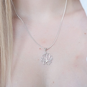 925 Sterling Silver Lotus Flower Necklace, Silver Lotus Flower Charm Necklace, Pendant Necklace, Sterling Silver Flower  R-5080