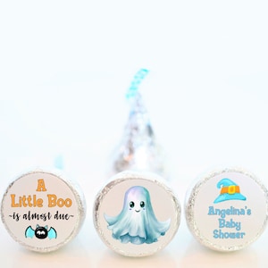 Adesivi personalizzati per baby shower con scritta "A Little Boo is Almost Due", tema festa di Halloween - ALB003 - SOLO ADESIVI :)