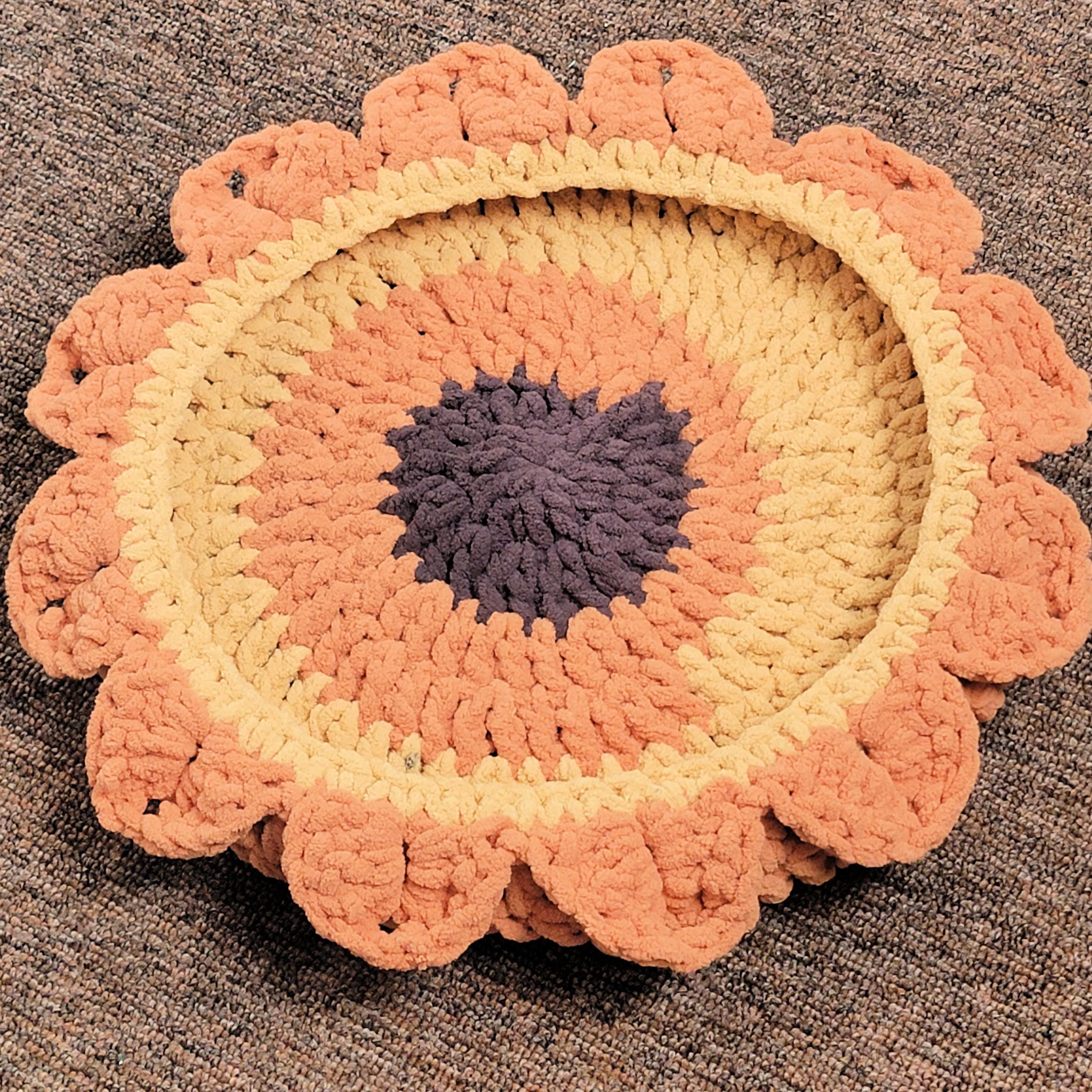 40 Kitty Crochet Patterns: Create Adorable Feline Friends at Home 16 Crochet Sitting Pretty Kitty Bed