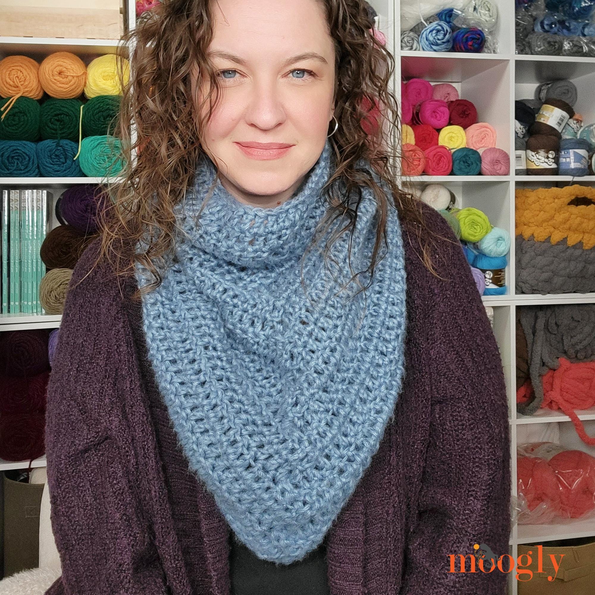 40 Crochet Cowl and Crochet Scarf Patterns to Warm Up Fall and Winter 16 Aspen Valley Cowl