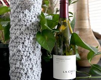 Twisted Texture Wine Cozy Crochet Pattern PDF - Intermediate Medium Weight Yarn