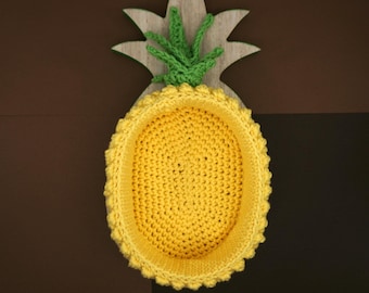 Schema PDF per cestino all'uncinetto a forma di ananas - Contenitore per frutta in filato Aran - Video tutorial inclusi