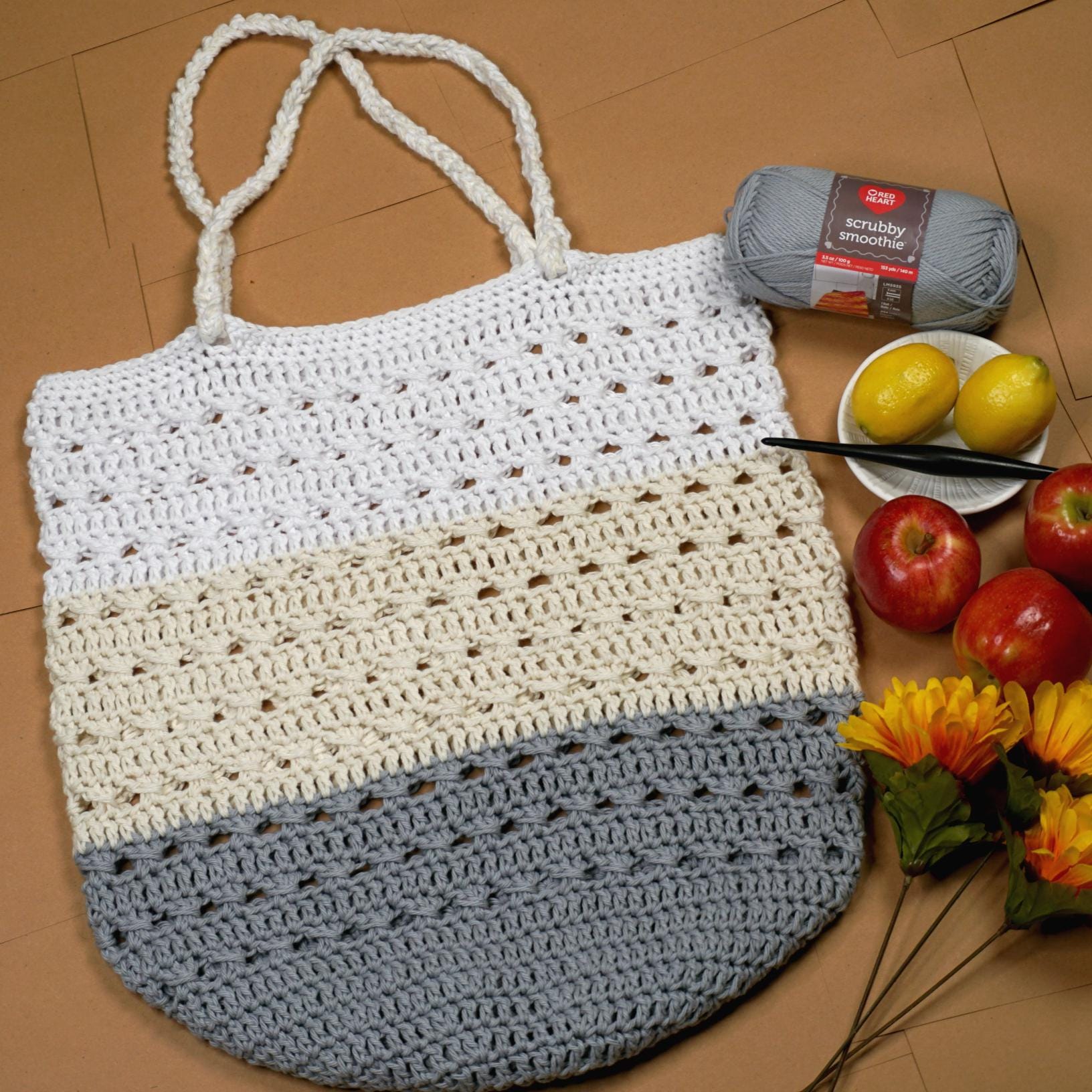 33 Crochet Purses and Bags To Make at Home: Fresh Patterns for Everyday Carryalls 12 Easy Crochet Market Tote