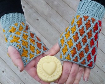Love Plus Mitts Fingerless Gloves Crochet Pattern PDF - Aran Yarn Intermeshing Crochet