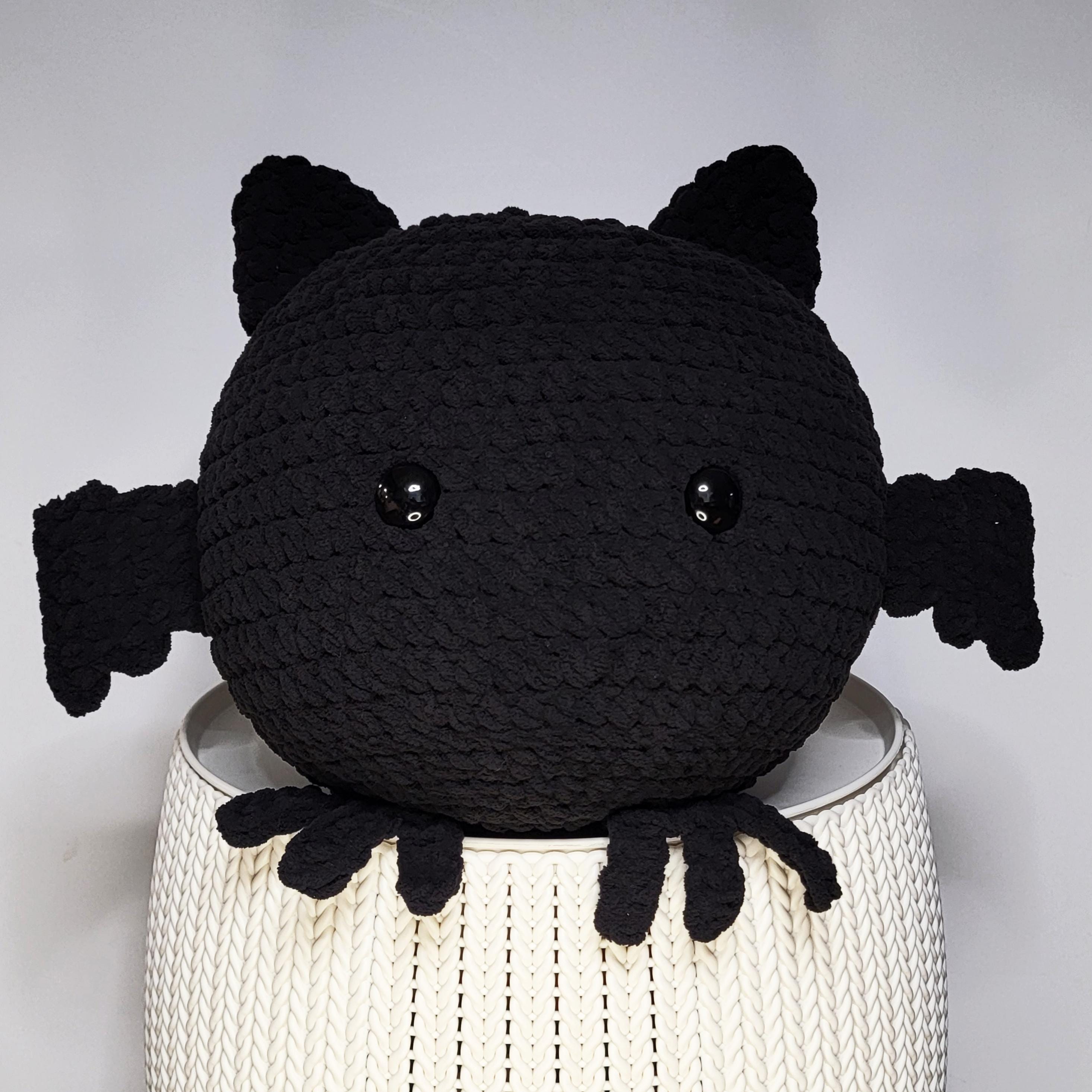39 Bat Crochet Patterns for Halloween Decor, Gifts, and Spooky-Cute Amigurumi 3 Bat Squish Super Bulky Yarn