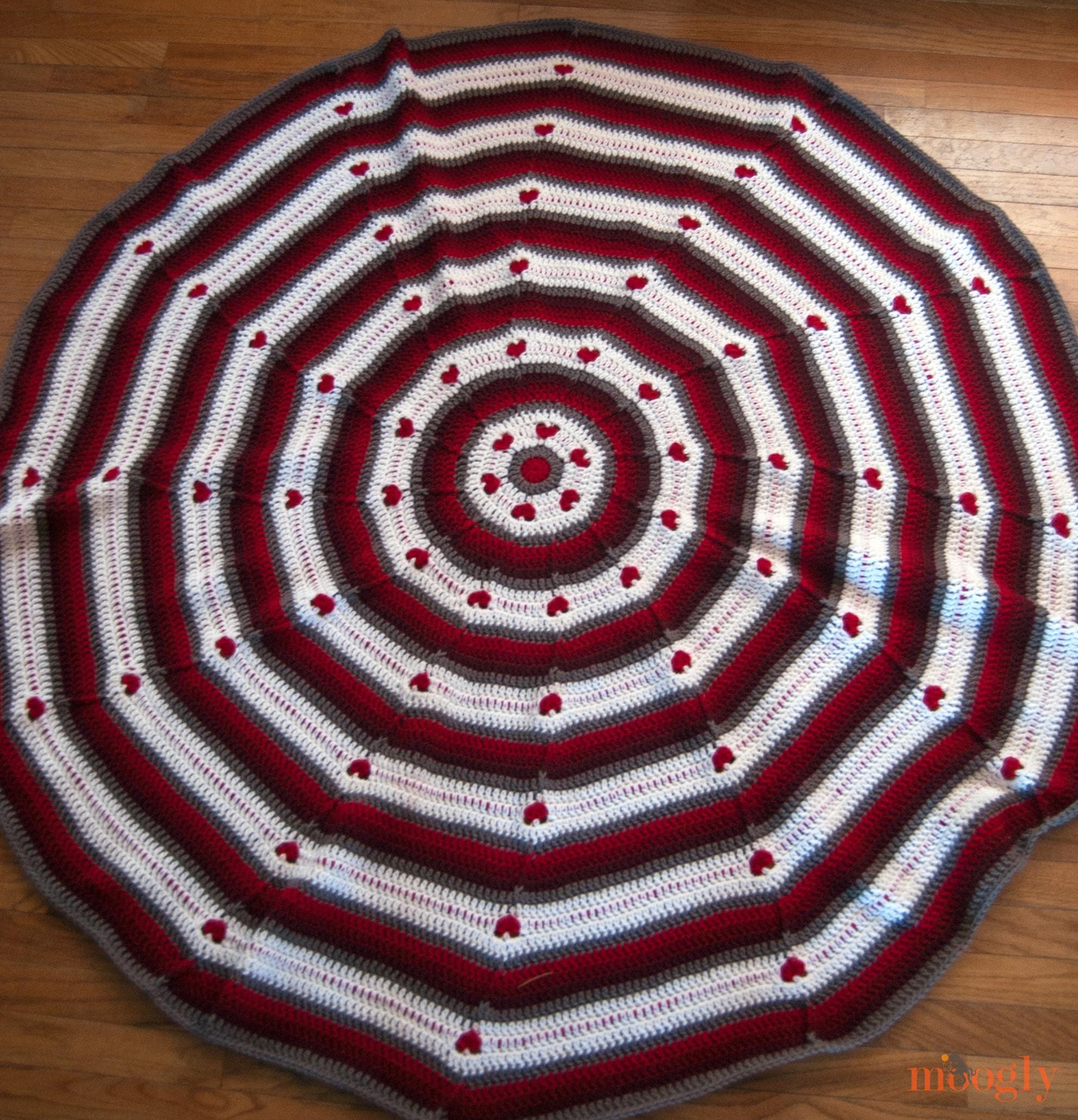 40 Beautiful Circle Crochet Patterns To Make For Your Home 3 Easy Circle Of Love Afghan