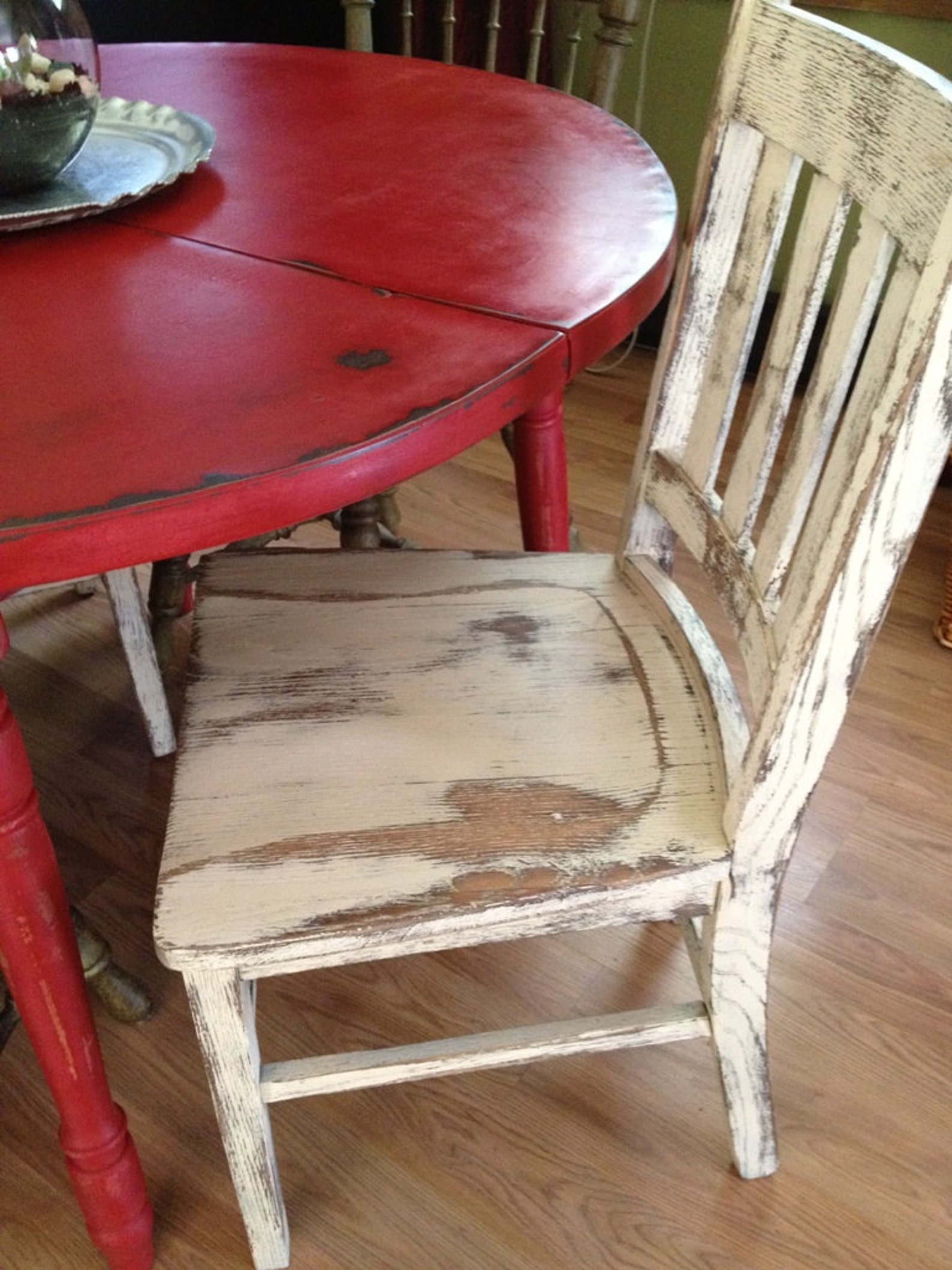 Distressed Round Country Kitchen Table Etsy