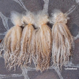 long wool locks 50 gr Curly wool white cream leicester 25-32 cm, hair for dolls, fiber for spinning and felting,  LaFiabarussa