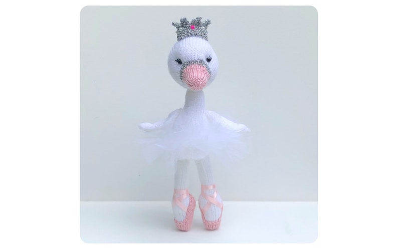 The little ballerina Swan and Flamingo image 1