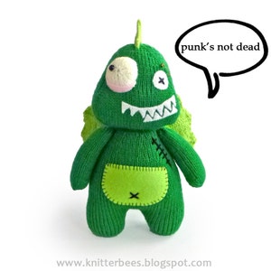 zOomosaurus the zombie dragon Knitting Pattern PDF image 1