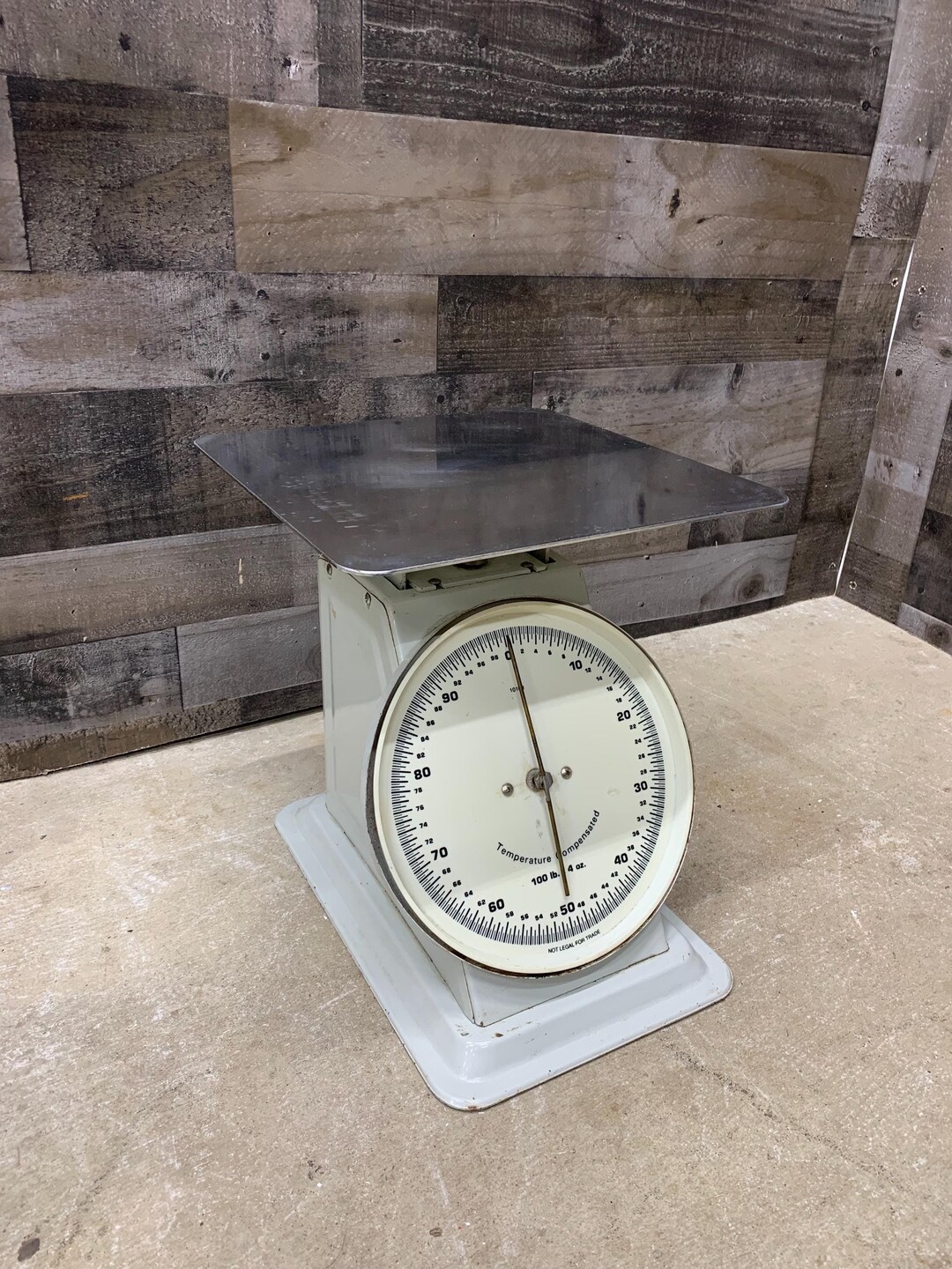 Large Vintage Scale, Table Top Kitchen or Shipping Scale, 100 Lb ...
