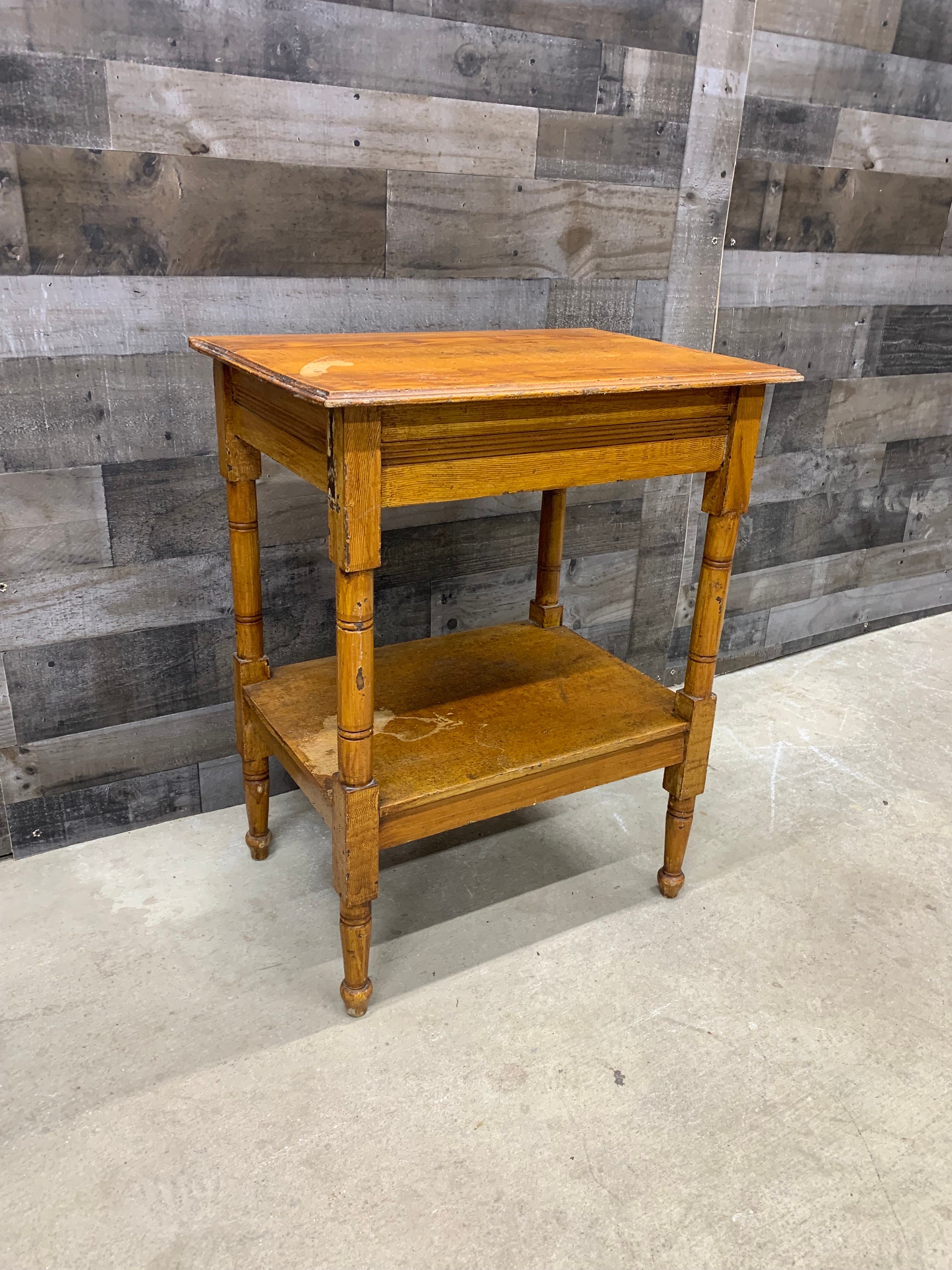 Antique Washstand Painted (RB) Antique Washstand Painted (RB)