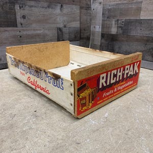 Vintage Rich-Pak Grocery Store Crate, Fruits and Vegetable Storage Box