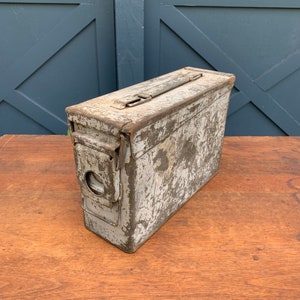 Vtg United Mining Industrial Storage Container Steel Ammo Can 30 Cal Metal Box