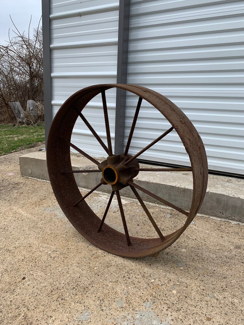 Large Heavy Farm Garden /& Yard Decor Repurposed Salvaged Parts Antique 28 Metal Wagon Wheel