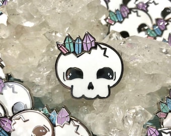 Crystal Skull Hard Enamel Pin - Cute Skeleton Glitter Crystal Lapel Pin - Kawaii badge