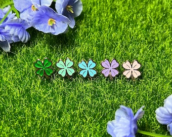 Lucky Clover Mini Hard Enamel Lapel Pin - Small Board Fillers