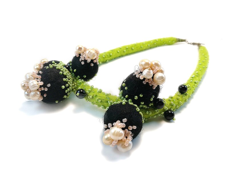 In Bloom Necklace, Pearls Necklace, Felted Wool Necklace, Felt Jewelry, Statement Felted Necklace, Spring Flowers image 5