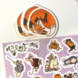 Fantastische rode vos sticker + betoverde muizen stickerblad