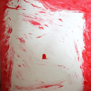 Puede incluir: Un lienzo rectangular con un centro blanco rodeado por un borde grueso y texturizado de pintura roja brillante. La pintura roja se aplica con pinceladas visibles y una pequeña marca rectangular roja sólida se sitúa en el centro.