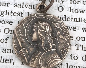 St. Joan of Arc - Religious Meda - Bronze - 3/4" - Catholic Medal - Vintage Replica - Made in the USA (M-423)