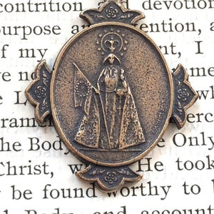 Mary Medal - Catholic Medal - Bronze or Sterling Silver - Religious Medal - Vintage Medal Replica (M-1006)