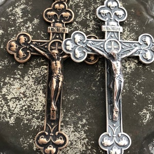 Crucifix - français - 1 3/4" - bronze ou argent sterling - reproduction de crucifix - Cartias Dei - pièces de chapelet en bronze - accessoires pour chapelet