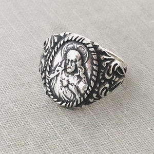 Sacred Heart Ring -  Size 8 - Sterling Silver -  Our Lady of Mount Carmel - Scapuar