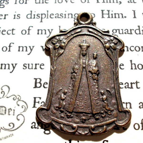 St. Anne Medal - St Anne and Child Mary with Angels Medal - Bronze or Sterling Silver  (SF01-1138)