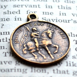 St. Joan of Arc Religious Medal 1 Catholic Medal Vintage Replica Made in the USA SF-1068 image 5