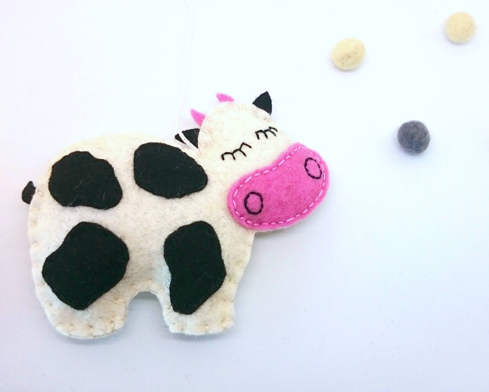 Felt Cow Ornament Farm Animals Wool Felt Cows Etsy Canada