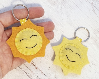 Smiling sun keychain, weather decor, nature inspired felt key holder