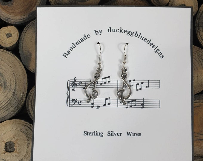 Music note earrings, treble clef earrings, Musician gift, earrings for a singer, music  lover gift
