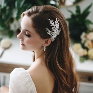 Crystal Bridal Hair Comb • Floral Rhinestone Wedding Hair Comb • Floral Bridal Comb • Wedding Hair Comb • Bridal Hair Accessories • 2513