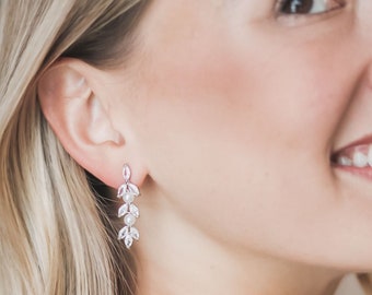 Boucles d'oreilles de mariée pendantes, boucles d'oreilles perle CZ, boucles d'oreilles de mariée CZ, boucles d'oreilles de demoiselle d'honneur, boucles d'oreilles perle, boucles d'oreilles de mariée perle, pendentif ~ 4295