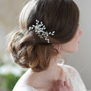 Freshwater Pearl Bridal Hair Comb • Wedding Hair Comb • Bridal Comb • Hair Comb • Wedding Hair Accessory • Silver Bridal Hair Comb • 2421