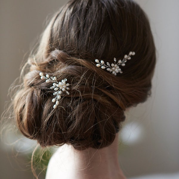 Set of 2 Floral Wedding Hairpins, Bridal Hairpins, Pearl Wedding Accessory, Pearl Floral Hairpins, Silver Hairpins ~TP-2827
