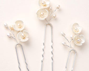 Ivory Bridal Hair Pins (Set of 2) • Pearl & Floral Wedding Accessory • 2896