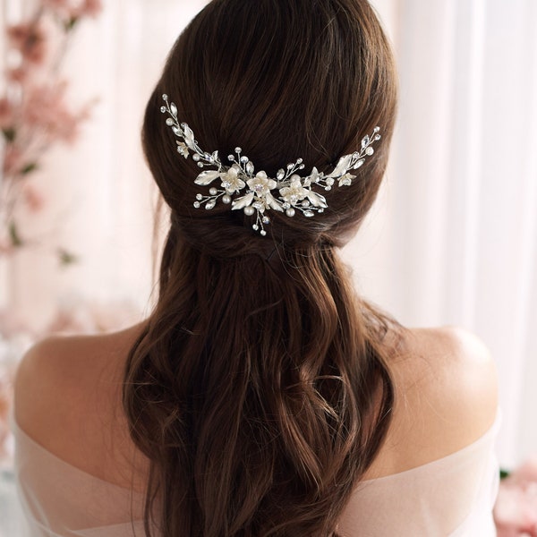 Dos de mariage floral doré, peigne de mariée en perles, peigne de fleurs en or, accessoire de mariage floral, peigne en cristal, peigne en strass doré ~ TC-2326